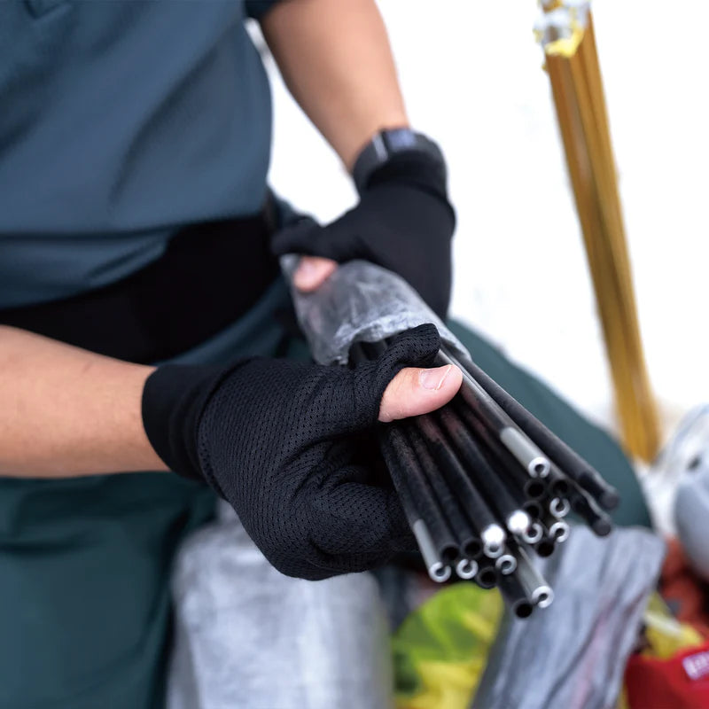 Adrift Glove
