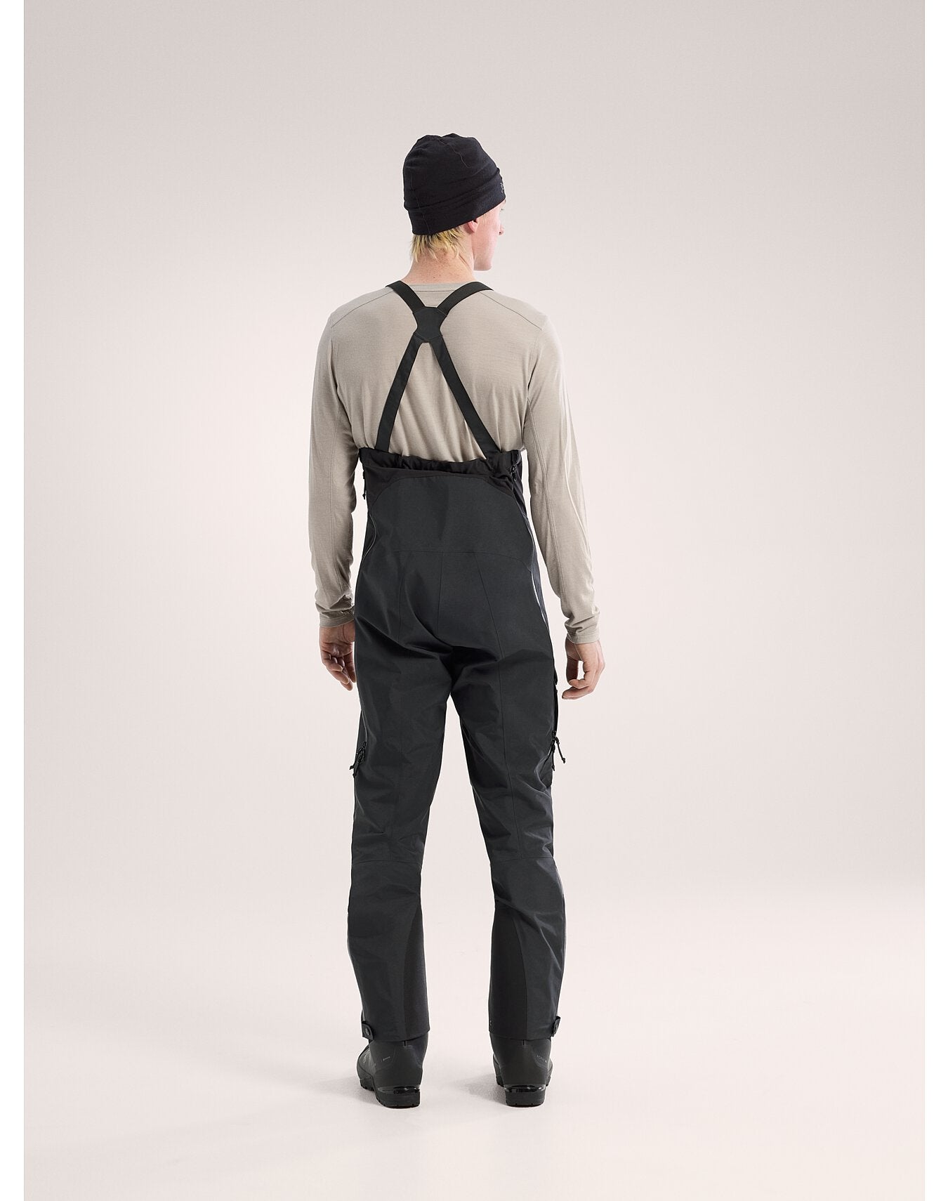 Alpha SV Bib M
