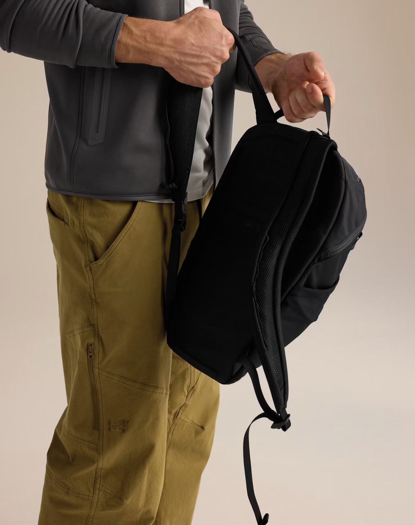 Axios 10 Backpack