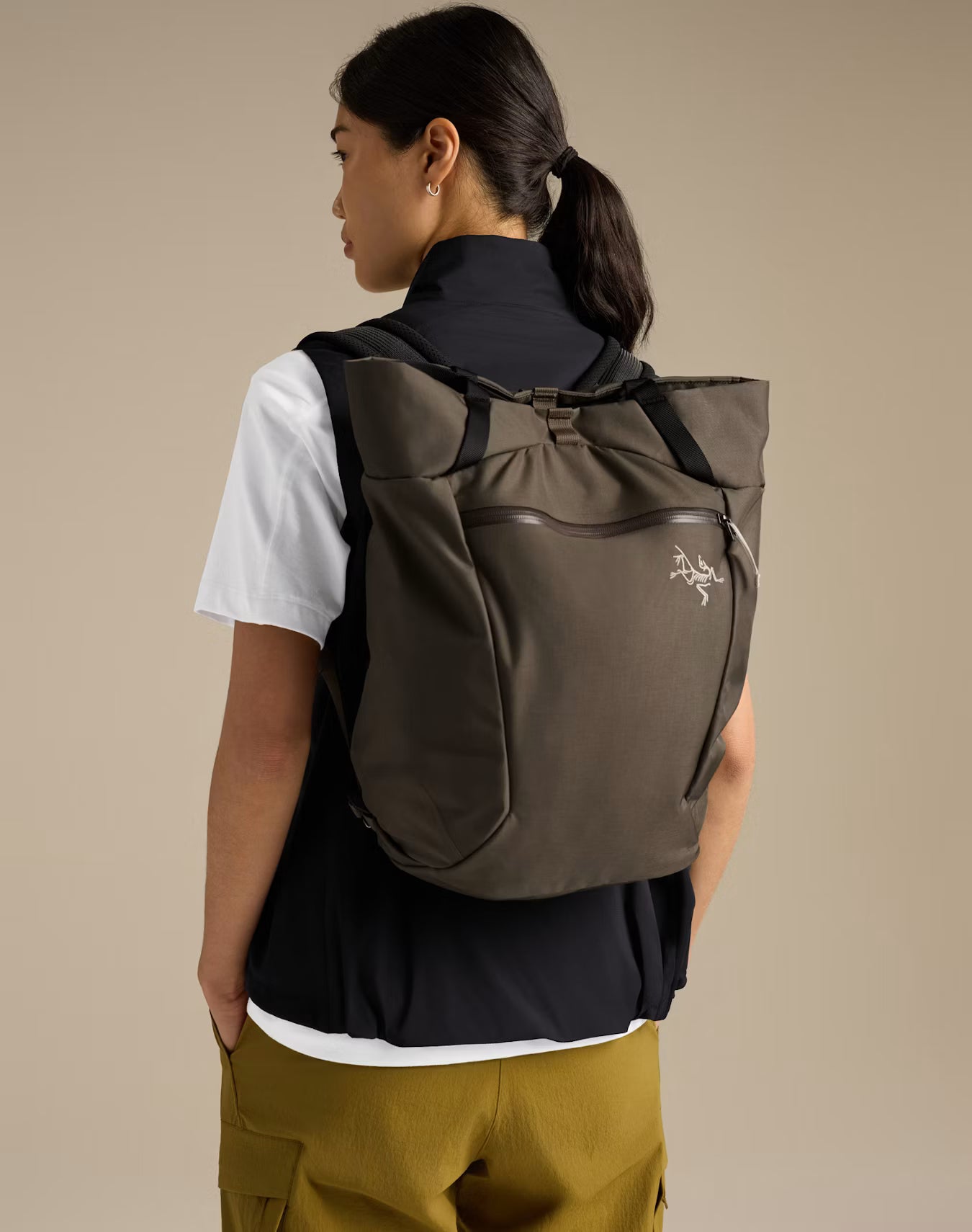 Axios 20 Tote