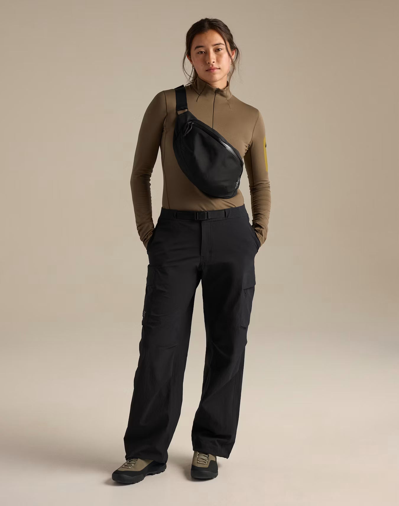 Axios 4 Crossbody