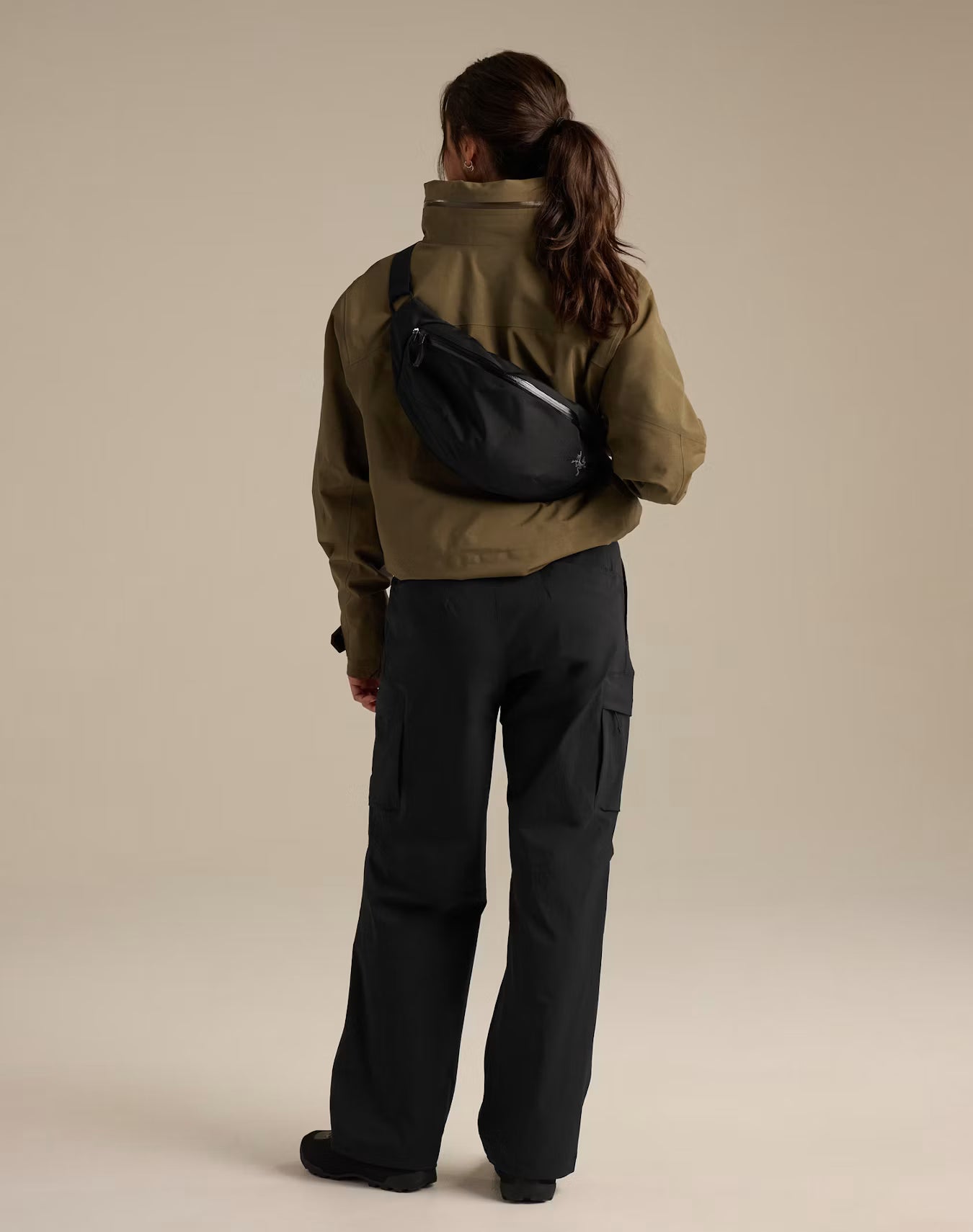 Axios 4 Crossbody