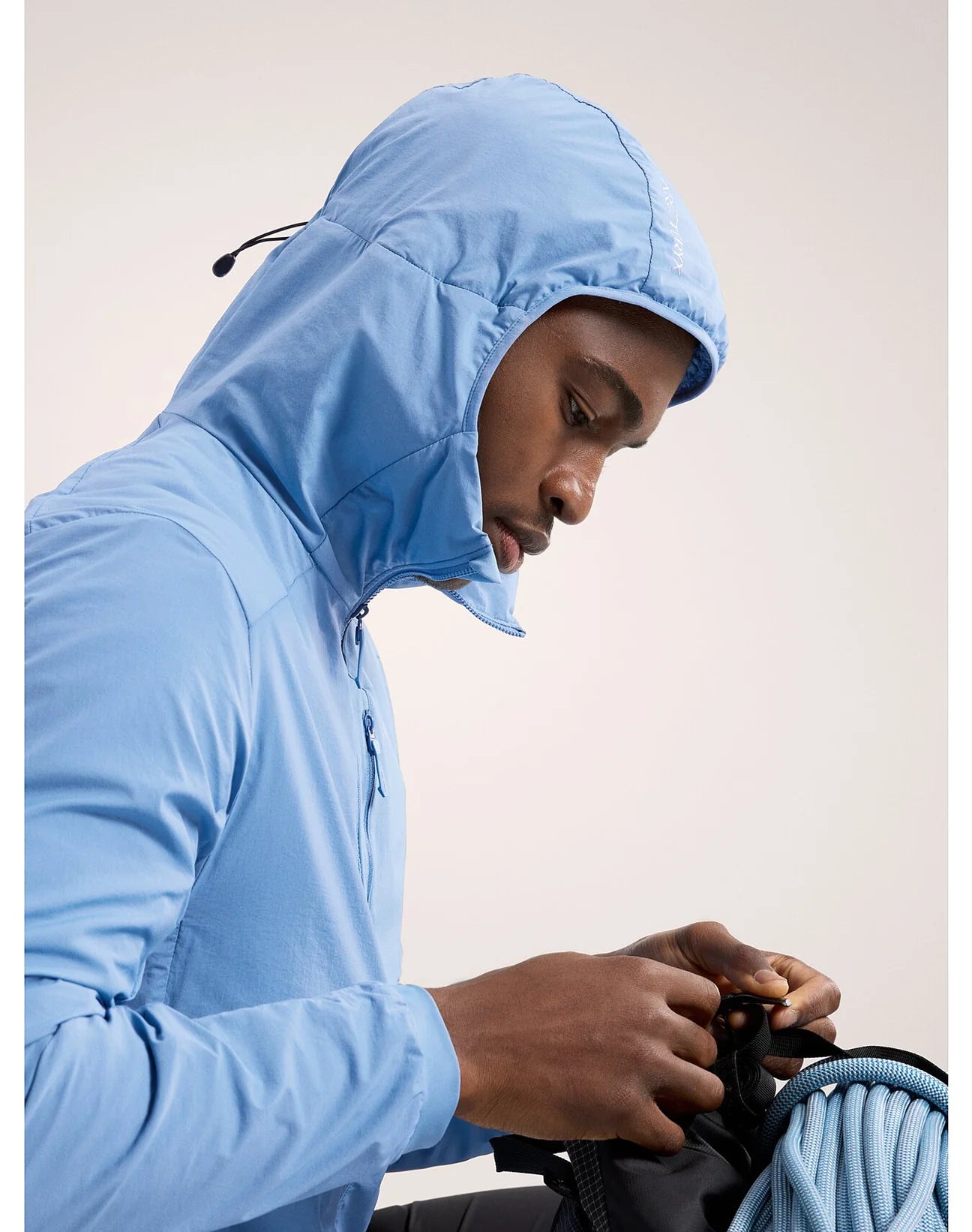 Proton Lightweight Hoody M – MORGENROTE ONLINE Proton Lightweight Hoody M – MORGENROTE ONLINE