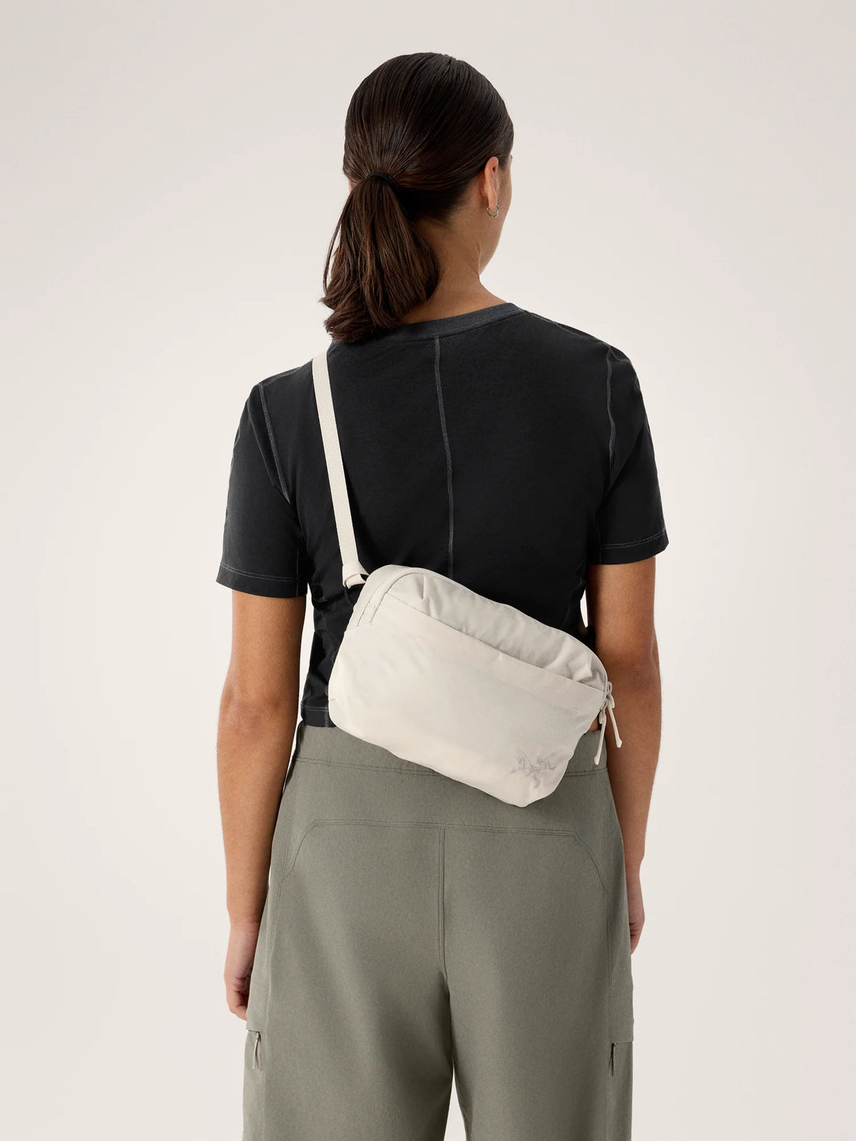 Heliad Crossbody